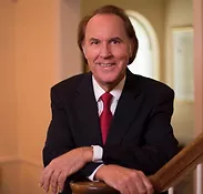 Dan Hanley Headshot